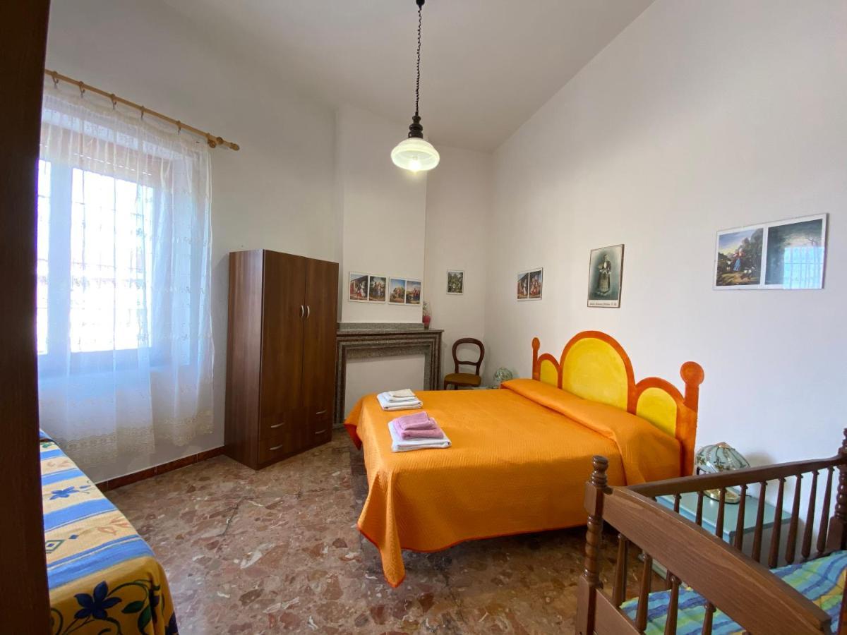 Bed And Breakfast Da Antonio - ออร์โกโซโล ภายนอก รูปภาพ