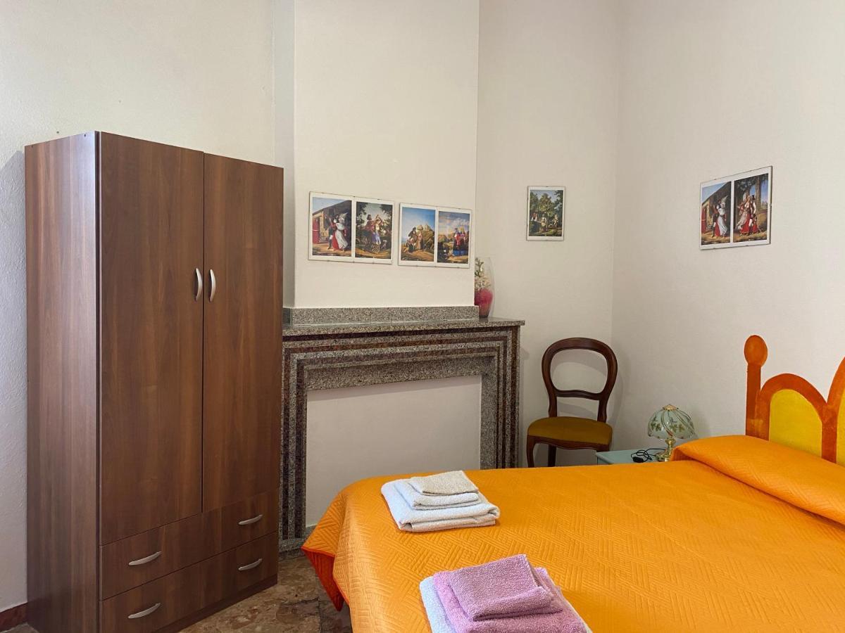Bed And Breakfast Da Antonio - ออร์โกโซโล ภายนอก รูปภาพ