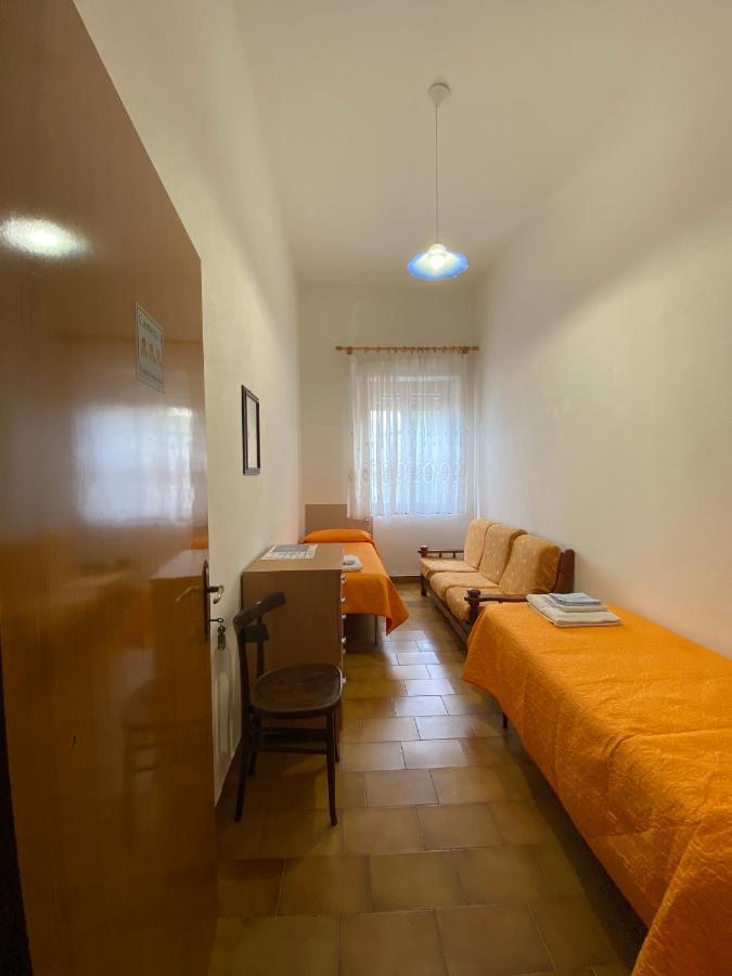 Bed And Breakfast Da Antonio - ออร์โกโซโล ภายนอก รูปภาพ